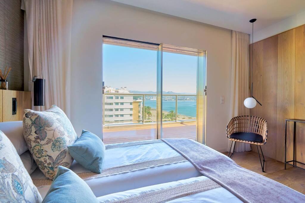 Appartement D&R Penthouse On The Beach à Málaga Extérieur photo