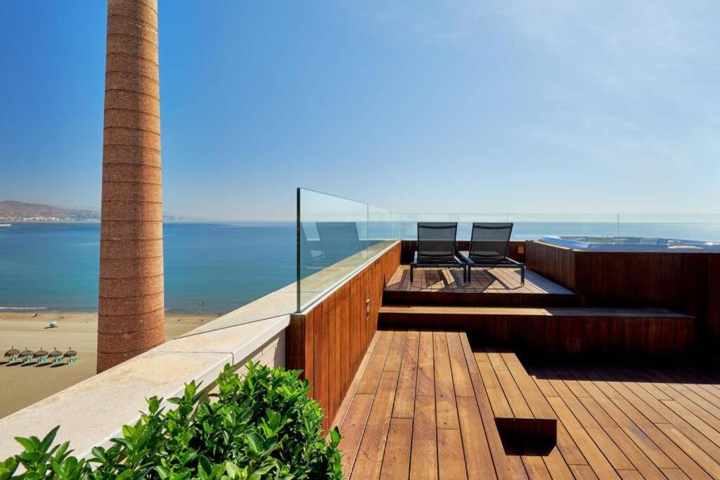 Appartement D&R Penthouse On The Beach à Málaga Extérieur photo
