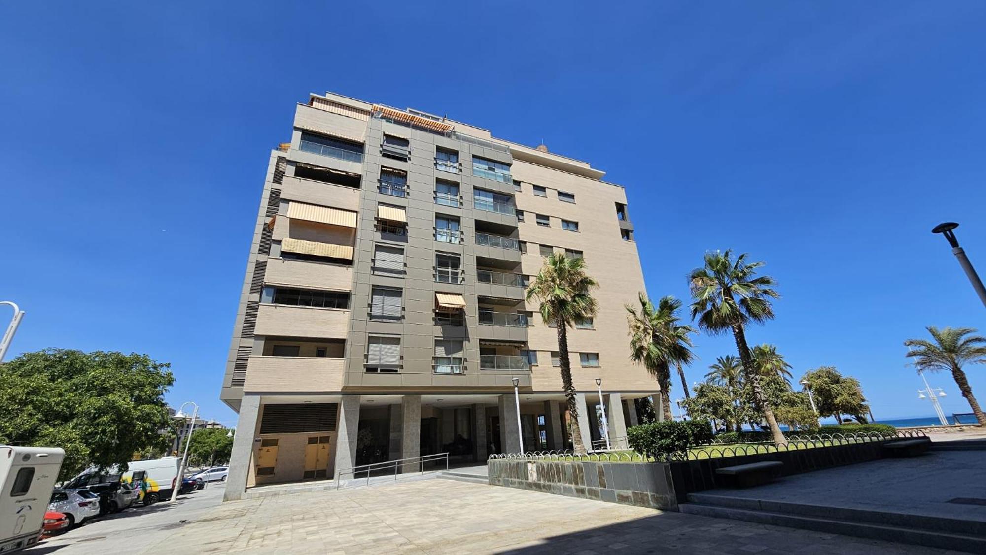 Appartement D&R Penthouse On The Beach à Málaga Extérieur photo